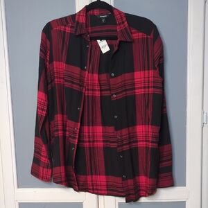 Express Women’s Black and Red Plaid Button-Down Shirt Small Grunge Skater